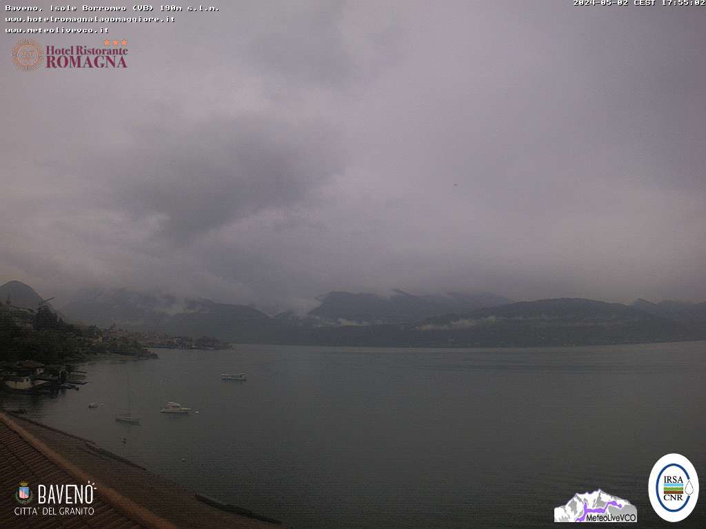 Live view of the Borromean islands from Baveno on Lake Maggiore! Use your browser refresh button to update!