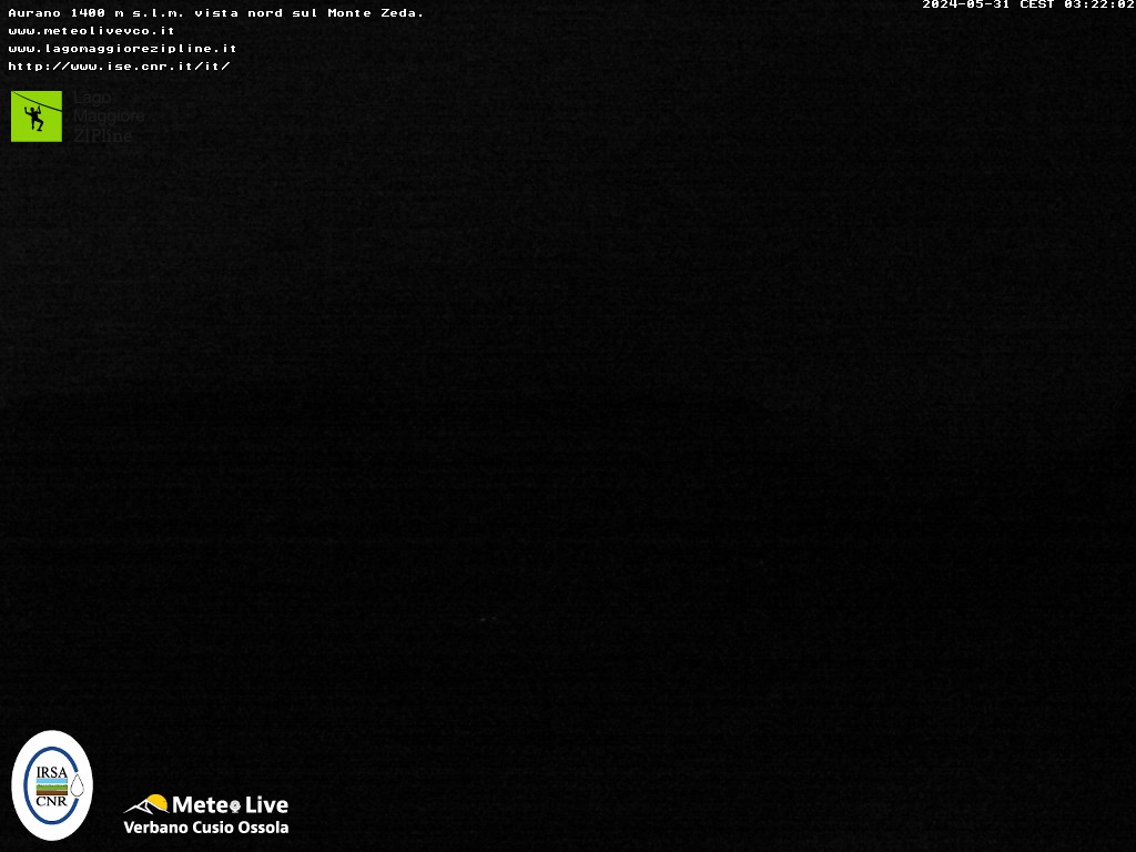 immagine della webcam nei dintorni di Maccagno con Pino e Veddasca: webcam Aurano