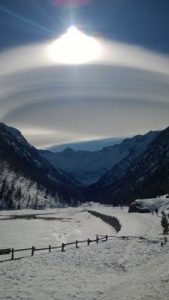 Scopri di più sull'articolo Splendida nube lenticolare sulle Alpi